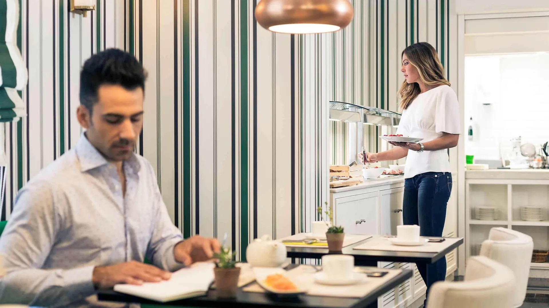 ****  Hotel Mercure Jardines de Albia Bilbao España