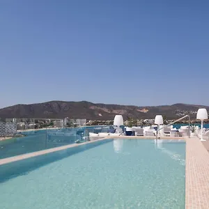 Fergus Style Tobago - Adults Only Отель Пальма Нова