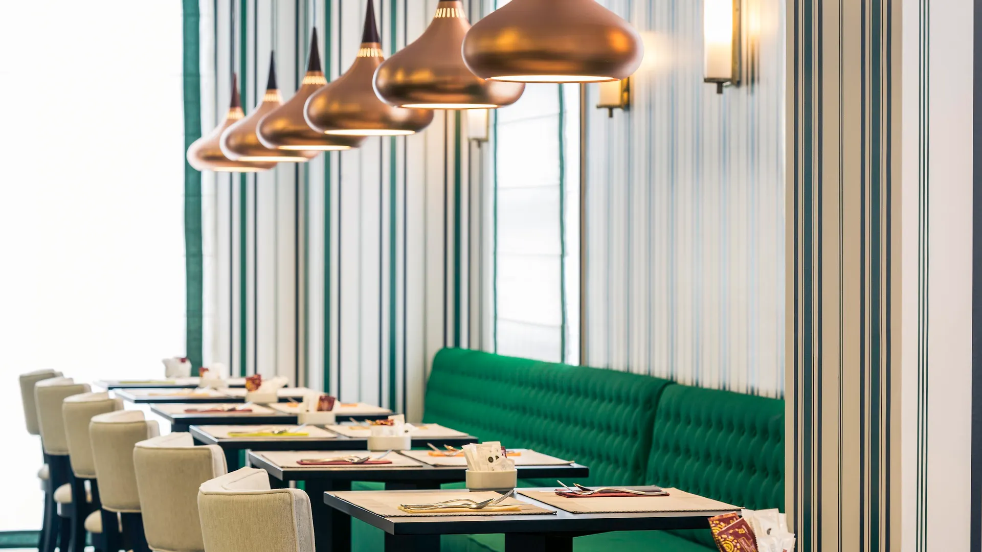Hotel Mercure Jardines De Albia Bilbao Spain